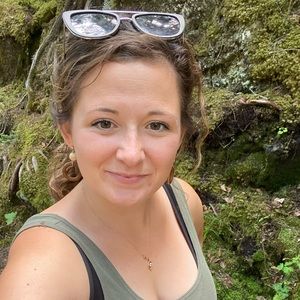 Meet your Posher, Kara